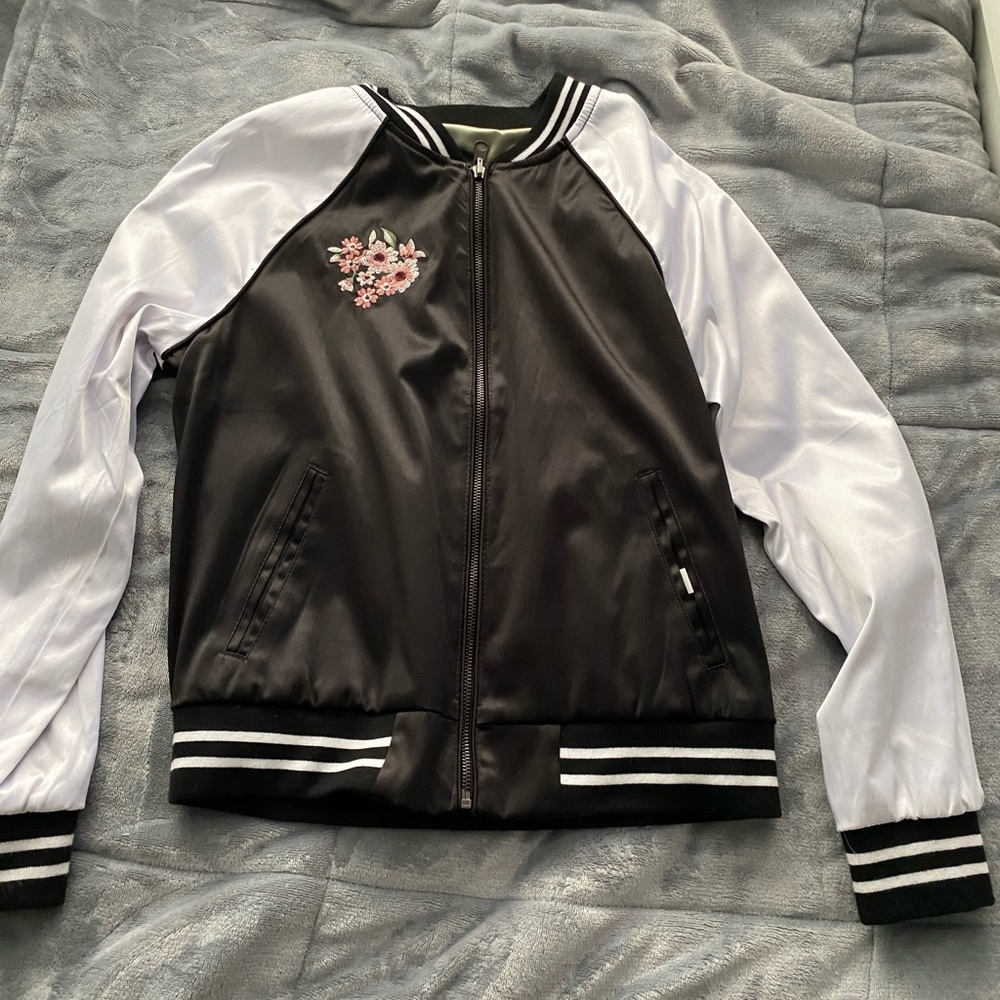 Jacket - Picture 2 of 4
